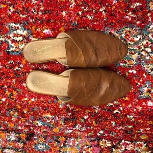 Seychelles Survival Mules